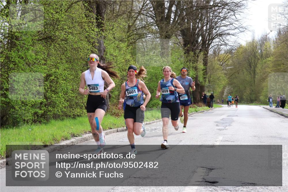 12.04.2026 - 45. Internationalen Wilhelmsburger Insellauf Yannick Fuchs http://msf.ph/oto/9502482 12.04.2026 12:45:35 Laufen 5483, 5601, 5659, 4037 meine-sportfotos.de