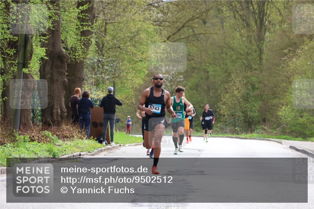 12.04.2026 - 45. Internationalen Wilhelmsburger Insellauf Yannick Fuchs http://msf.ph/oto/9502512 12.04.2026 12:45:45 Laufen 5743, 000 meine-sportfotos.de