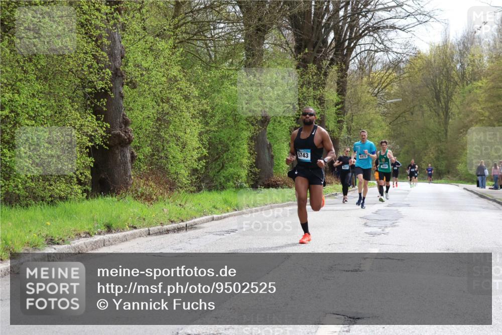 12.04.2026 - 45. Internationalen Wilhelmsburger Insellauf Yannick Fuchs http://msf.ph/oto/9502525 12.04.2026 12:45:50 Laufen 5743, 4472, 3000 meine-sportfotos.de