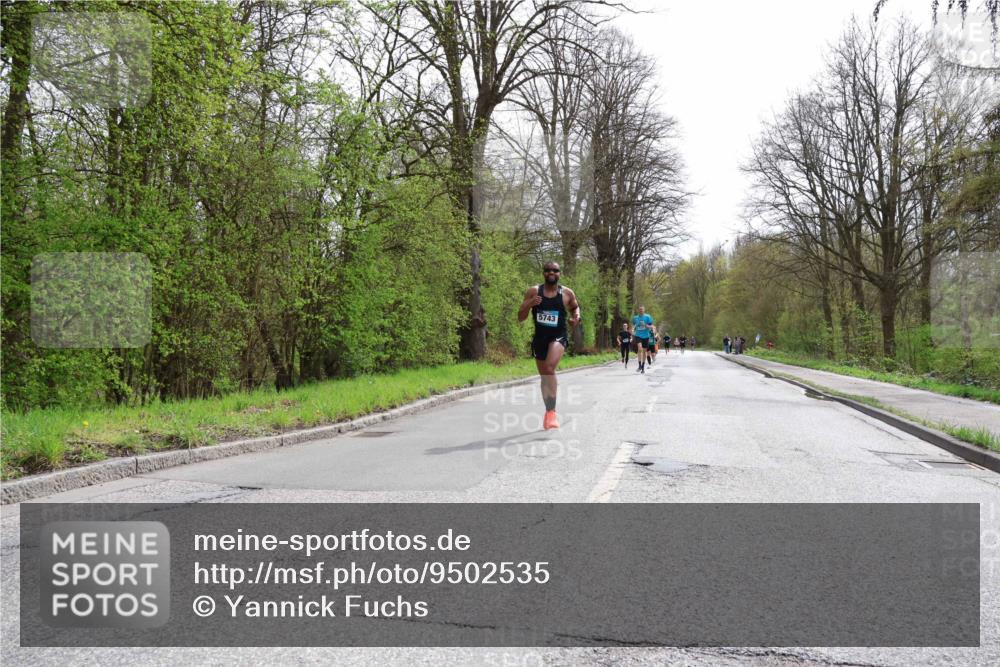 12.04.2026 - 45. Internationalen Wilhelmsburger Insellauf Yannick Fuchs http://msf.ph/oto/9502535 12.04.2026 12:45:51 Laufen 5743 meine-sportfotos.de