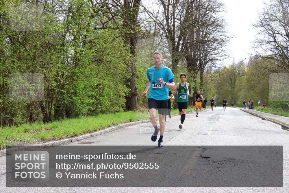 12.04.2026 - 45. Internationalen Wilhelmsburger Insellauf Yannick Fuchs http://msf.ph/oto/9502555 12.04.2026 12:45:56 Laufen 4472, 3000 meine-sportfotos.de