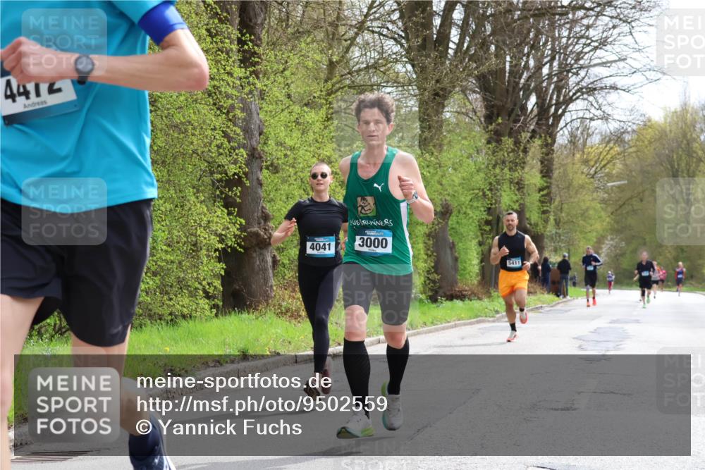 12.04.2026 - 45. Internationalen Wilhelmsburger Insellauf Yannick Fuchs http://msf.ph/oto/9502559 12.04.2026 12:45:57 Laufen 4412, 4041, 3000, 5411 meine-sportfotos.de