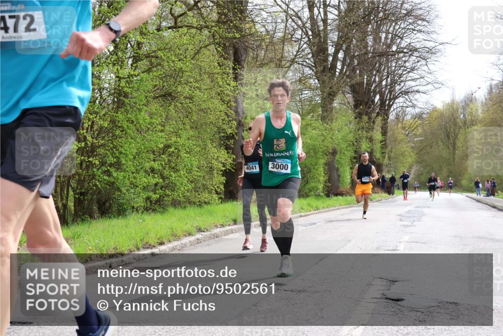 12.04.2026 - 45. Internationalen Wilhelmsburger Insellauf Yannick Fuchs http://msf.ph/oto/9502561 12.04.2026 12:45:57 Laufen 472, 4041, 3000, 541 meine-sportfotos.de