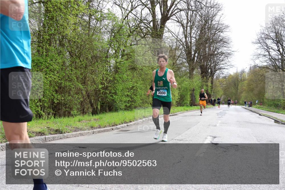 12.04.2026 - 45. Internationalen Wilhelmsburger Insellauf Yannick Fuchs http://msf.ph/oto/9502563 12.04.2026 12:45:58 Laufen 3000 meine-sportfotos.de