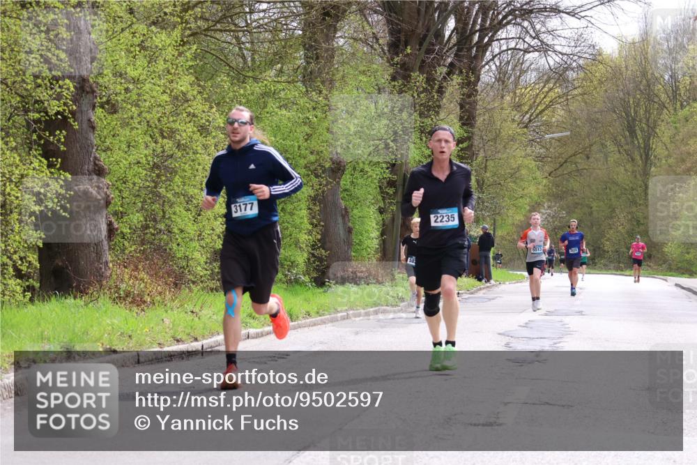 12.04.2026 - 45. Internationalen Wilhelmsburger Insellauf Yannick Fuchs http://msf.ph/oto/9502597 12.04.2026 12:46:06 Laufen 3177, 58, 2235, 5513, 2820 meine-sportfotos.de
