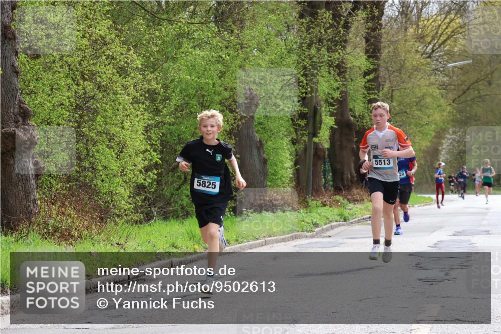 12.04.2026 - 45. Internationalen Wilhelmsburger Insellauf Yannick Fuchs http://msf.ph/oto/9502613 12.04.2026 12:46:10 Laufen 5825, 5513, 20 meine-sportfotos.de