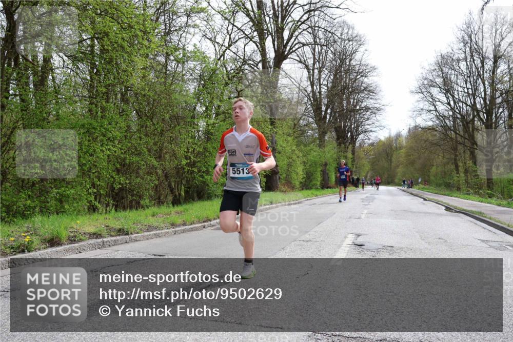 12.04.2026 - 45. Internationalen Wilhelmsburger Insellauf Yannick Fuchs http://msf.ph/oto/9502629 12.04.2026 12:46:14 Laufen 5513 meine-sportfotos.de