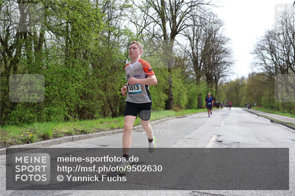 12.04.2026 - 45. Internationalen Wilhelmsburger Insellauf Yannick Fuchs http://msf.ph/oto/9502630 12.04.2026 12:46:14 Laufen 5513 meine-sportfotos.de