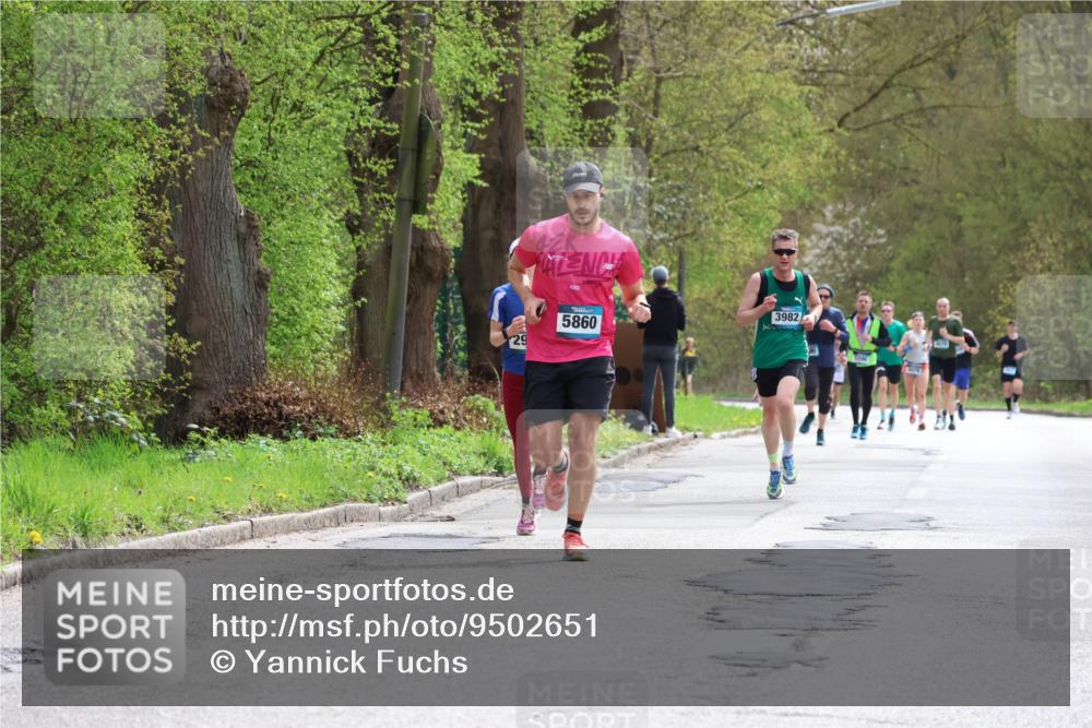 12.04.2026 - 45. Internationalen Wilhelmsburger Insellauf Yannick Fuchs http://msf.ph/oto/9502651 12.04.2026 12:46:20 Laufen 5860 meine-sportfotos.de