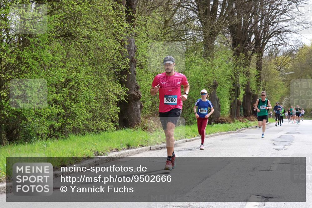 12.04.2026 - 45. Internationalen Wilhelmsburger Insellauf Yannick Fuchs http://msf.ph/oto/9502666 12.04.2026 12:46:24 Laufen 5860, 2959, 3982 meine-sportfotos.de