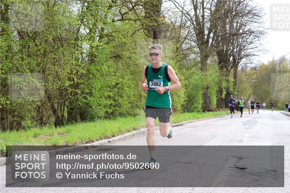 12.04.2026 - 45. Internationalen Wilhelmsburger Insellauf Yannick Fuchs http://msf.ph/oto/9502690 12.04.2026 12:46:29 Laufen 3982 meine-sportfotos.de