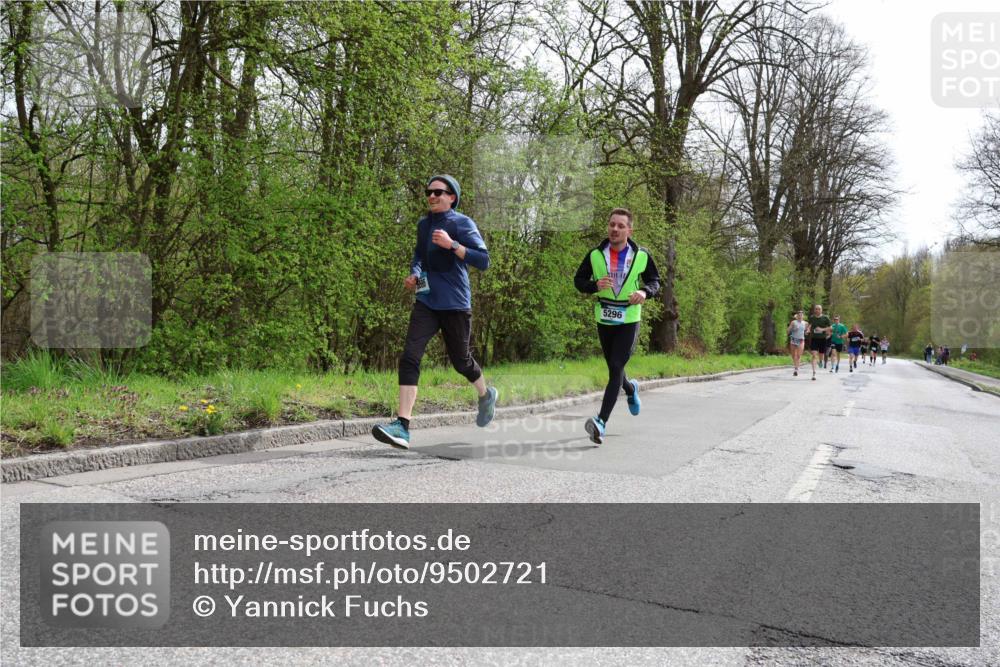 12.04.2026 - 45. Internationalen Wilhelmsburger Insellauf Yannick Fuchs http://msf.ph/oto/9502721 12.04.2026 12:46:36 Laufen 5296 meine-sportfotos.de