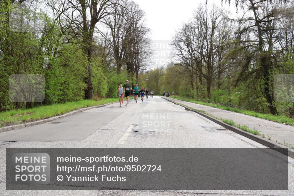 12.04.2026 - 45. Internationalen Wilhelmsburger Insellauf Yannick Fuchs http://msf.ph/oto/9502724 12.04.2026 12:46:37 Laufen  meine-sportfotos.de