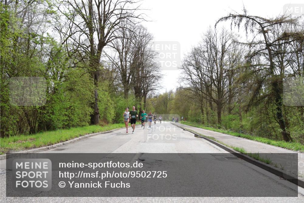 12.04.2026 - 45. Internationalen Wilhelmsburger Insellauf Yannick Fuchs http://msf.ph/oto/9502725 12.04.2026 12:46:38 Laufen  meine-sportfotos.de