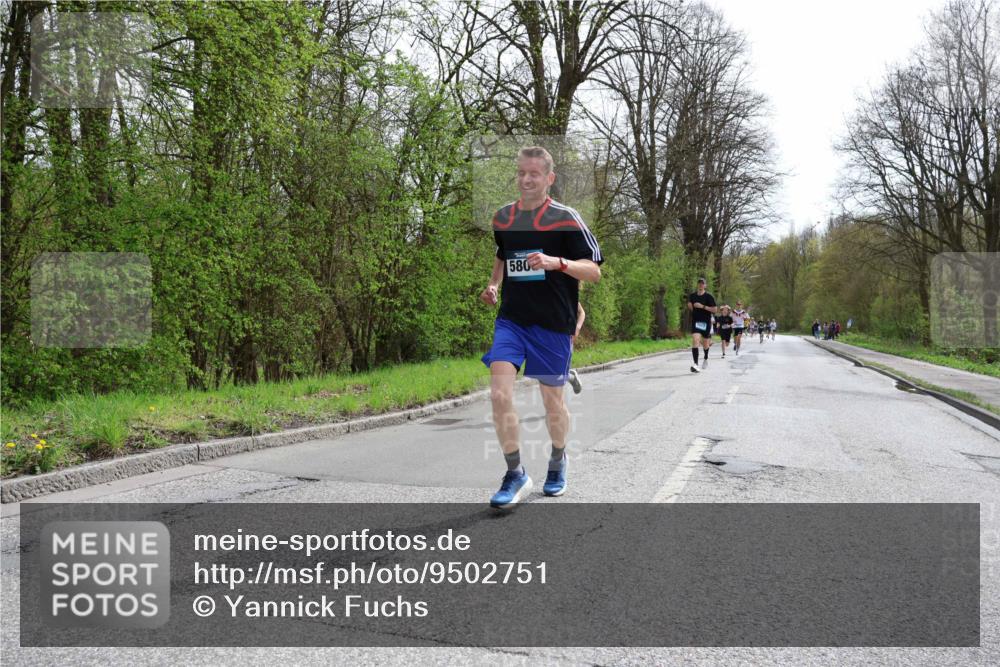 12.04.2026 - 45. Internationalen Wilhelmsburger Insellauf Yannick Fuchs http://msf.ph/oto/9502751 12.04.2026 12:46:44 Laufen 580 meine-sportfotos.de