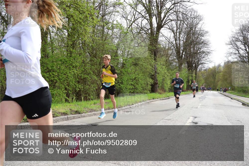 12.04.2026 - 45. Internationalen Wilhelmsburger Insellauf Yannick Fuchs http://msf.ph/oto/9502809 12.04.2026 12:47:00 Laufen 4529, 5255 meine-sportfotos.de