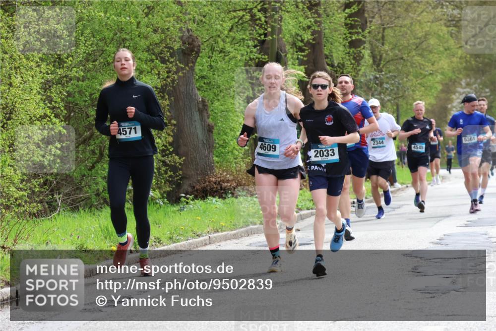12.04.2026 - 45. Internationalen Wilhelmsburger Insellauf Yannick Fuchs http://msf.ph/oto/9502839 12.04.2026 12:47:08 Laufen 4571, 4609, 2033, 2344, 5361, 4545 meine-sportfotos.de