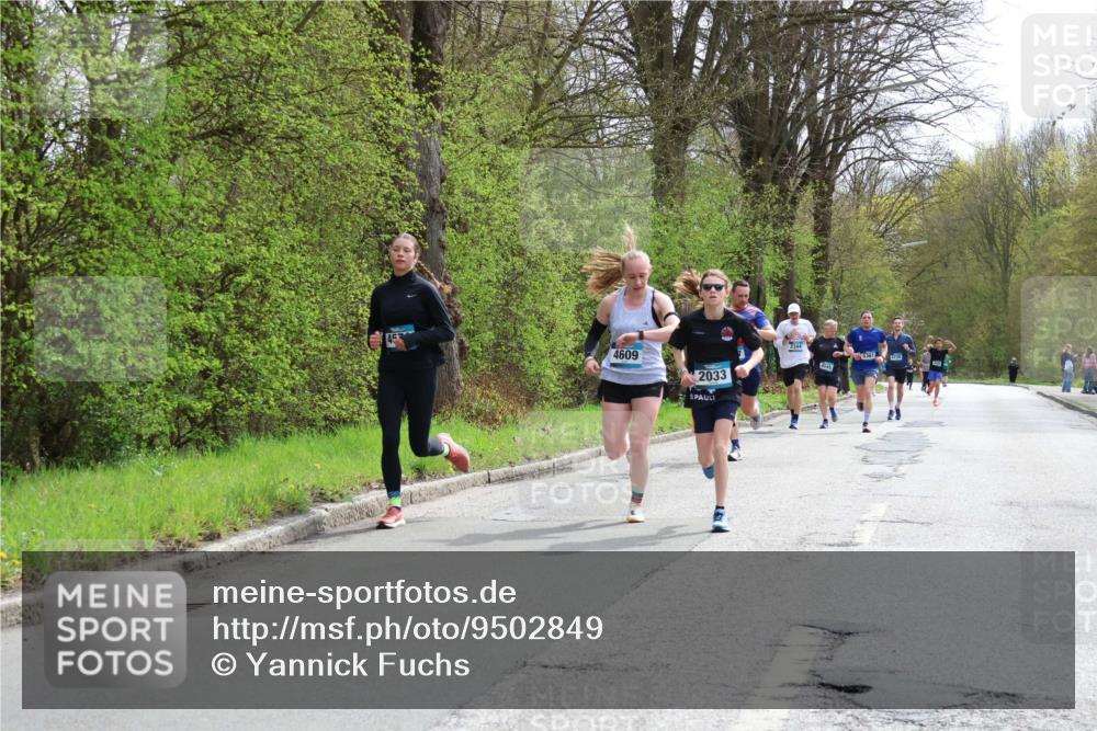 12.04.2026 - 45. Internationalen Wilhelmsburger Insellauf Yannick Fuchs http://msf.ph/oto/9502849 12.04.2026 12:47:11 Laufen 4609, 2033, 4545 meine-sportfotos.de