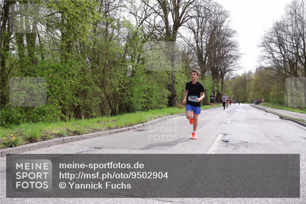 12.04.2026 - 45. Internationalen Wilhelmsburger Insellauf Yannick Fuchs http://msf.ph/oto/9502904 12.04.2026 12:47:22 Laufen 4560 meine-sportfotos.de