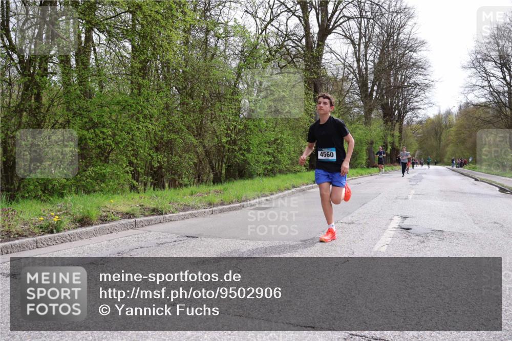 12.04.2026 - 45. Internationalen Wilhelmsburger Insellauf Yannick Fuchs http://msf.ph/oto/9502906 12.04.2026 12:47:23 Laufen 4560 meine-sportfotos.de