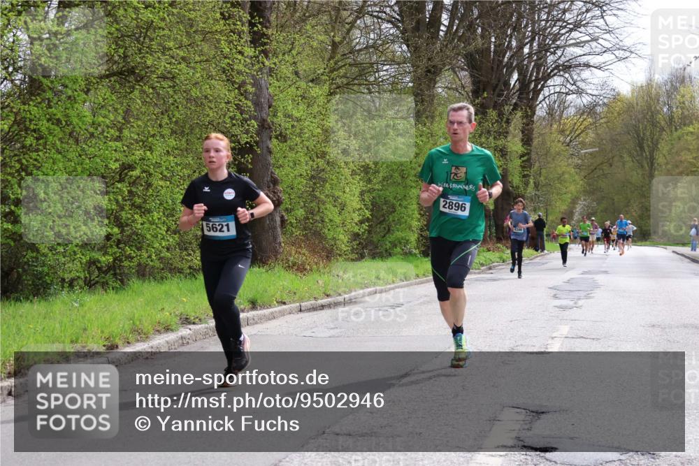 12.04.2026 - 45. Internationalen Wilhelmsburger Insellauf Yannick Fuchs http://msf.ph/oto/9502946 12.04.2026 12:47:38 Laufen 5621, 2896, 4346 meine-sportfotos.de