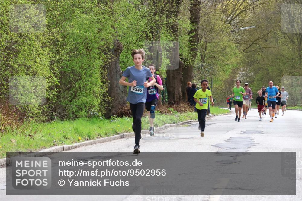 12.04.2026 - 45. Internationalen Wilhelmsburger Insellauf Yannick Fuchs http://msf.ph/oto/9502956 12.04.2026 12:47:41 Laufen 4346, 4933, 3600, 5549, 4835, 5680, 5763 meine-sportfotos.de
