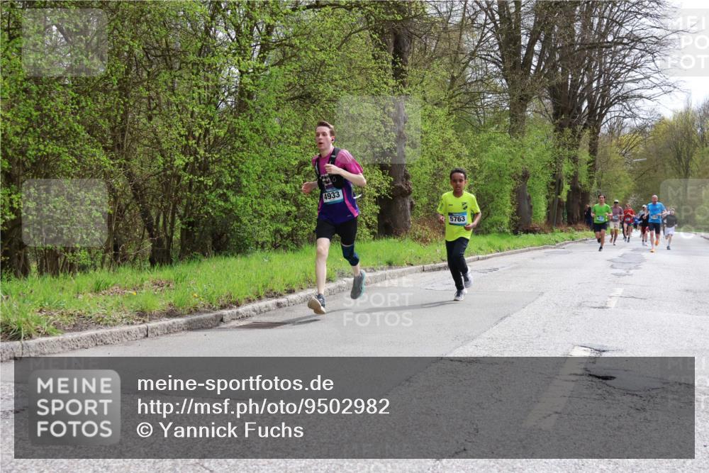 12.04.2026 - 45. Internationalen Wilhelmsburger Insellauf Yannick Fuchs http://msf.ph/oto/9502982 12.04.2026 12:47:46 Laufen 4933, 5763 meine-sportfotos.de
