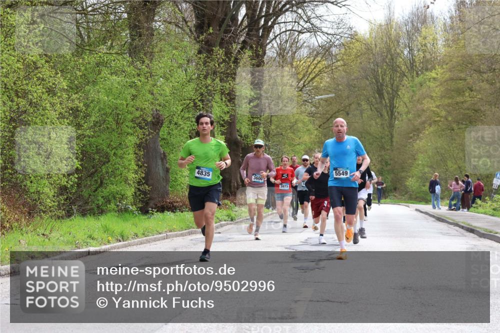 12.04.2026 - 45. Internationalen Wilhelmsburger Insellauf Yannick Fuchs http://msf.ph/oto/9502996 12.04.2026 12:47:49 Laufen 5549, 4835, 3600, 3973 meine-sportfotos.de