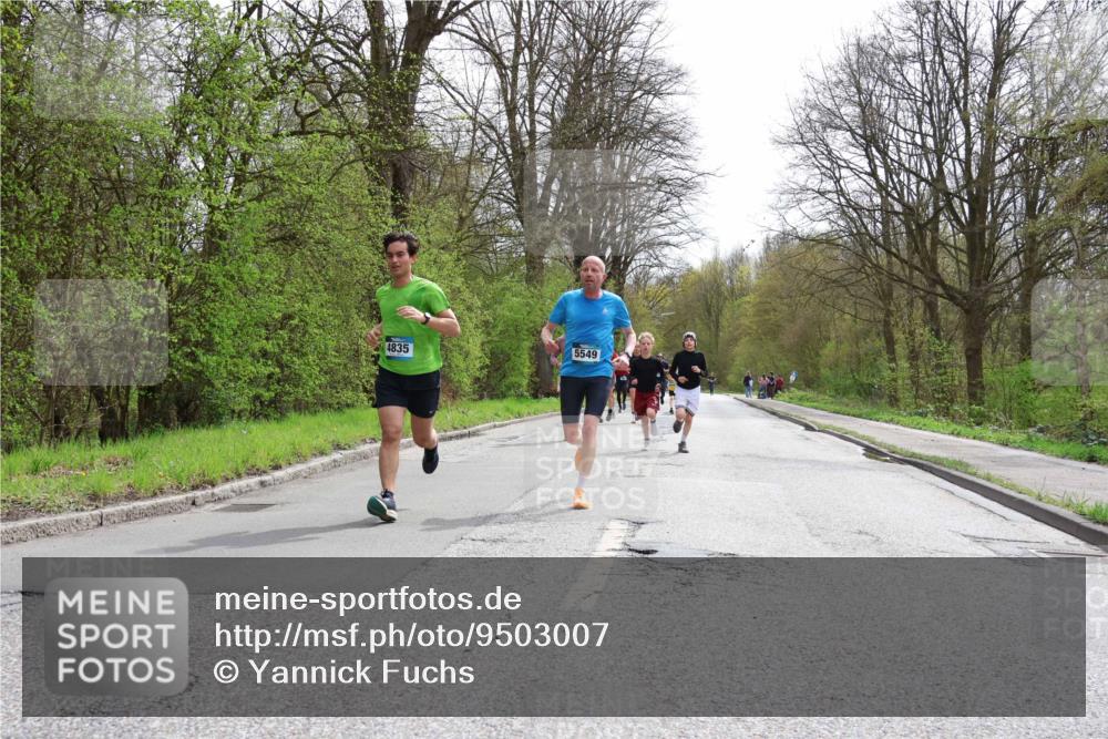 12.04.2026 - 45. Internationalen Wilhelmsburger Insellauf Yannick Fuchs http://msf.ph/oto/9503007 12.04.2026 12:47:52 Laufen 4835, 5549 meine-sportfotos.de