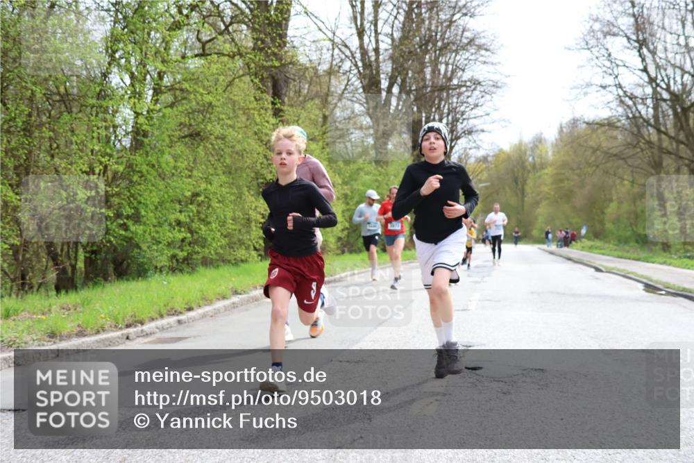 12.04.2026 - 45. Internationalen Wilhelmsburger Insellauf Yannick Fuchs http://msf.ph/oto/9503018 12.04.2026 12:47:55 Laufen  meine-sportfotos.de