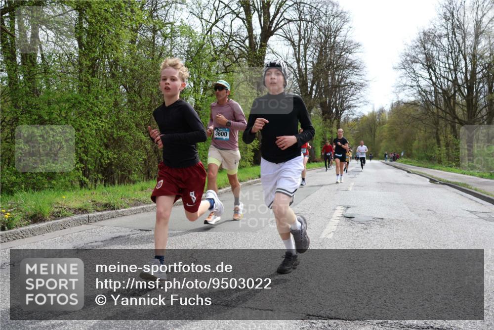 12.04.2026 - 45. Internationalen Wilhelmsburger Insellauf Yannick Fuchs http://msf.ph/oto/9503022 12.04.2026 12:47:55 Laufen 3600 meine-sportfotos.de