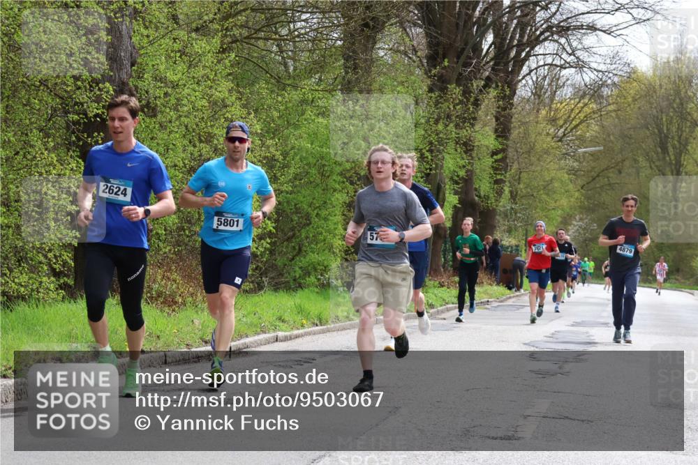 12.04.2026 - 45. Internationalen Wilhelmsburger Insellauf Yannick Fuchs http://msf.ph/oto/9503067 12.04.2026 12:48:11 Laufen 2624, 5801, 57, 3921, 4879 meine-sportfotos.de