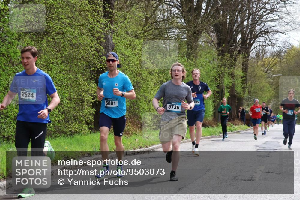 12.04.2026 - 45. Internationalen Wilhelmsburger Insellauf Yannick Fuchs http://msf.ph/oto/9503073 12.04.2026 12:48:12 Laufen 2624, 5801, 5736, 985, 3921, 879 meine-sportfotos.de