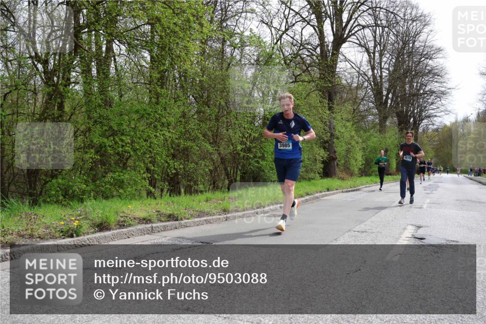 12.04.2026 - 45. Internationalen Wilhelmsburger Insellauf Yannick Fuchs http://msf.ph/oto/9503088 12.04.2026 12:48:15 Laufen 3985, 4879 meine-sportfotos.de