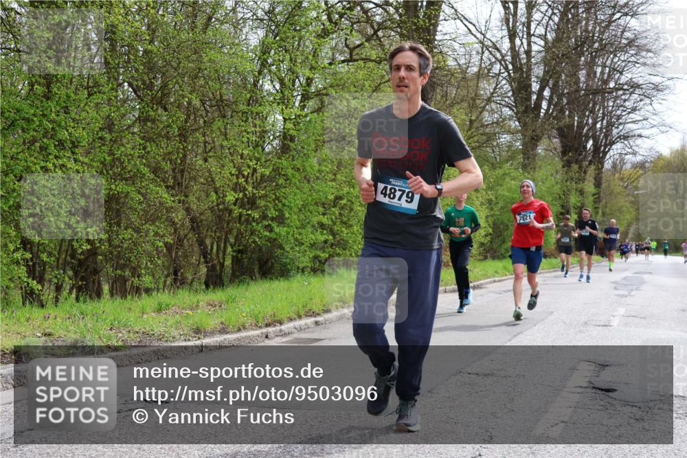 12.04.2026 - 45. Internationalen Wilhelmsburger Insellauf Yannick Fuchs http://msf.ph/oto/9503096 12.04.2026 12:48:17 Laufen 4879, 3921 meine-sportfotos.de