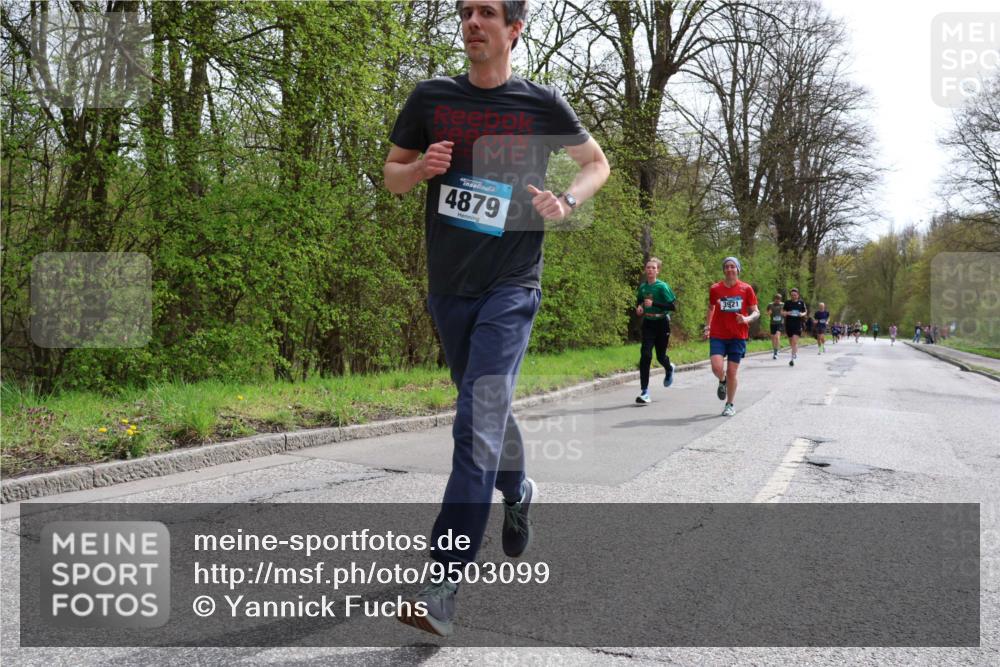 12.04.2026 - 45. Internationalen Wilhelmsburger Insellauf Yannick Fuchs http://msf.ph/oto/9503099 12.04.2026 12:48:18 Laufen 4879, 3921 meine-sportfotos.de
