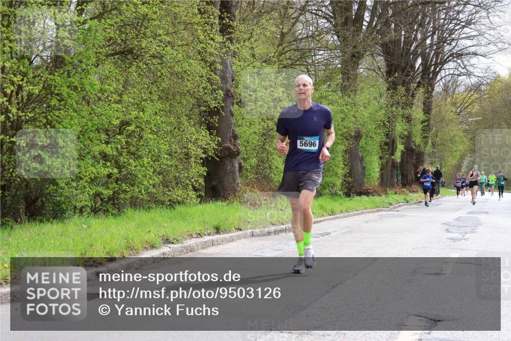 12.04.2026 - 45. Internationalen Wilhelmsburger Insellauf Yannick Fuchs http://msf.ph/oto/9503126 12.04.2026 12:48:23 Laufen 5696 meine-sportfotos.de