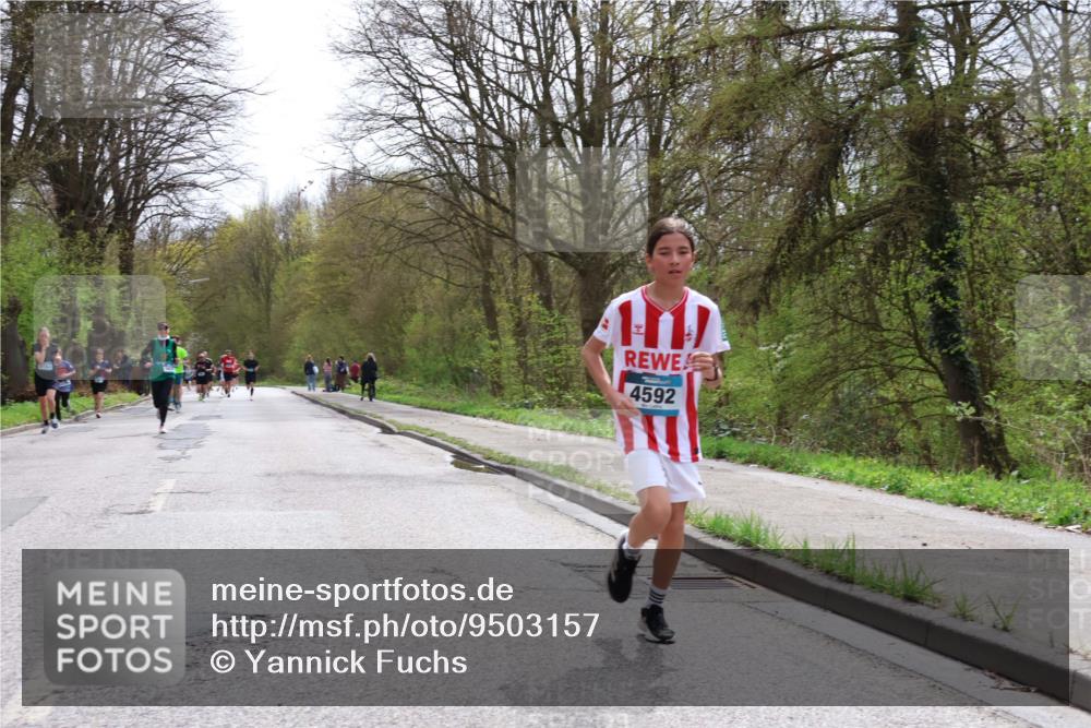 12.04.2026 - 45. Internationalen Wilhelmsburger Insellauf Yannick Fuchs http://msf.ph/oto/9503157 12.04.2026 12:48:35 Laufen 4592 meine-sportfotos.de