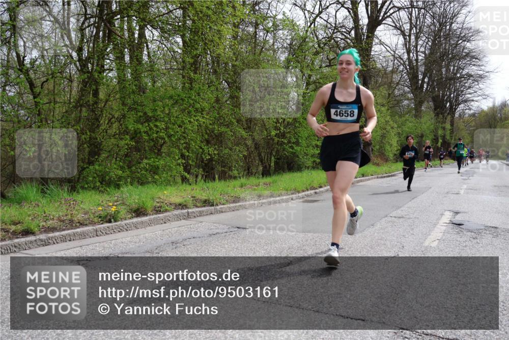 12.04.2026 - 45. Internationalen Wilhelmsburger Insellauf Yannick Fuchs http://msf.ph/oto/9503161 12.04.2026 12:48:36 Laufen 4658, 445 meine-sportfotos.de
