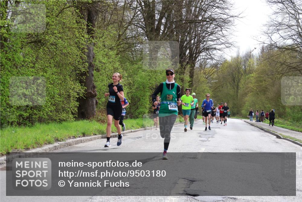 12.04.2026 - 45. Internationalen Wilhelmsburger Insellauf Yannick Fuchs http://msf.ph/oto/9503180 12.04.2026 12:48:39 Laufen 5143, 93, 5630, 1938, 3213 meine-sportfotos.de