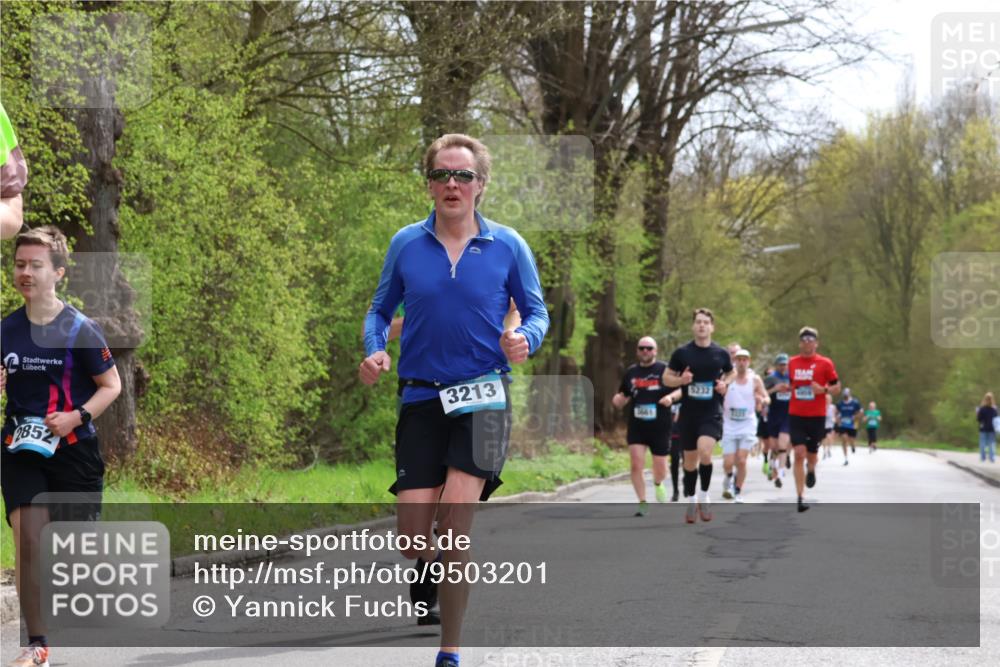 12.04.2026 - 45. Internationalen Wilhelmsburger Insellauf Yannick Fuchs http://msf.ph/oto/9503201 12.04.2026 12:48:44 Laufen 2852, 3213, 5232 meine-sportfotos.de