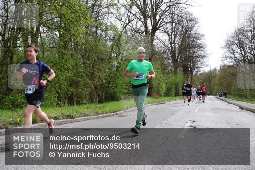 12.04.2026 - 45. Internationalen Wilhelmsburger Insellauf Yannick Fuchs http://msf.ph/oto/9503214 12.04.2026 12:48:46 Laufen 4823, 2852 meine-sportfotos.de