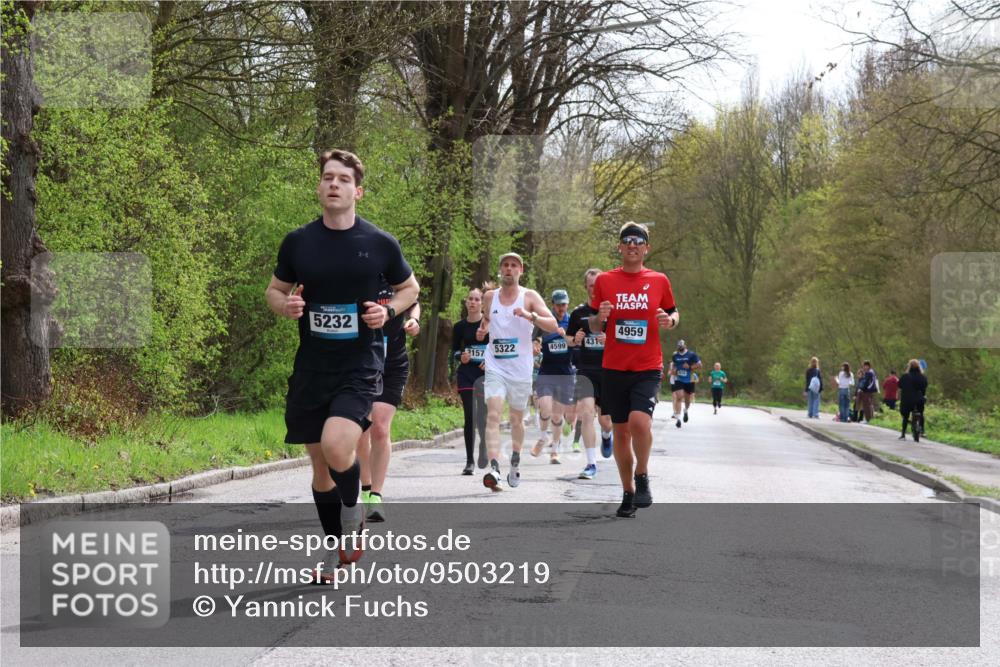 12.04.2026 - 45. Internationalen Wilhelmsburger Insellauf Yannick Fuchs http://msf.ph/oto/9503219 12.04.2026 12:48:47 Laufen 5232, 4959, 3157, 5322, 4599, 431 meine-sportfotos.de