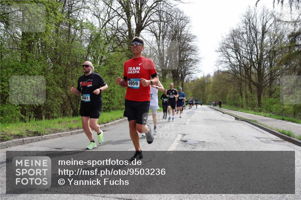 12.04.2026 - 45. Internationalen Wilhelmsburger Insellauf Yannick Fuchs http://msf.ph/oto/9503236 12.04.2026 12:48:51 Laufen 3661, 9, 4959, 4317, 4599 meine-sportfotos.de