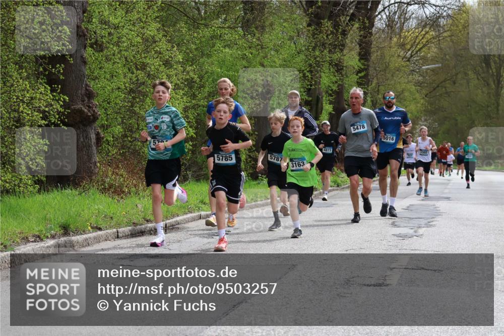 12.04.2026 - 45. Internationalen Wilhelmsburger Insellauf Yannick Fuchs http://msf.ph/oto/9503257 12.04.2026 12:48:57 Laufen 570, 5785, 5787, 3163, 4873, 5478, 5016, 40224, 3302 meine-sportfotos.de