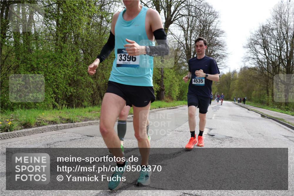 12.04.2026 - 45. Internationalen Wilhelmsburger Insellauf Yannick Fuchs http://msf.ph/oto/9503370 12.04.2026 12:49:23 Laufen 3396, 4535 meine-sportfotos.de