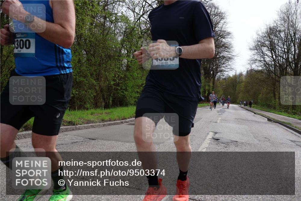 12.04.2026 - 45. Internationalen Wilhelmsburger Insellauf Yannick Fuchs http://msf.ph/oto/9503374 12.04.2026 12:49:23 Laufen 300, 4537 meine-sportfotos.de