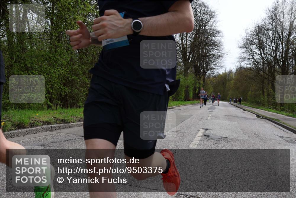 12.04.2026 - 45. Internationalen Wilhelmsburger Insellauf Yannick Fuchs http://msf.ph/oto/9503375 12.04.2026 12:49:23 Laufen 40 meine-sportfotos.de