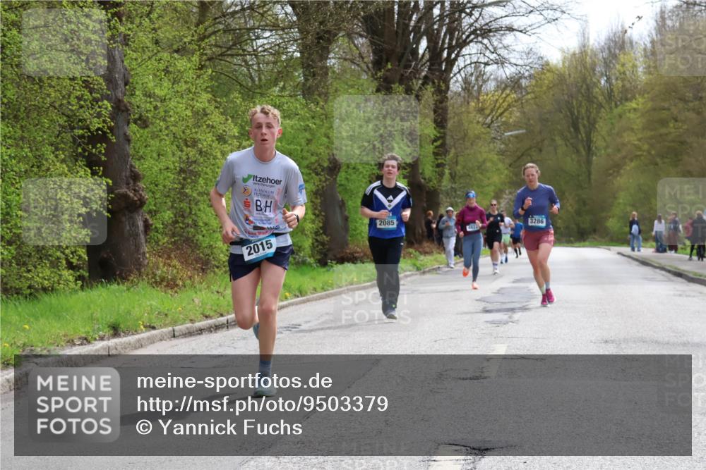 12.04.2026 - 45. Internationalen Wilhelmsburger Insellauf Yannick Fuchs http://msf.ph/oto/9503379 12.04.2026 12:49:27 Laufen 2015, 2085, 4822, 3286 meine-sportfotos.de
