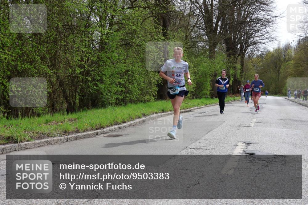 12.04.2026 - 45. Internationalen Wilhelmsburger Insellauf Yannick Fuchs http://msf.ph/oto/9503383 12.04.2026 12:49:28 Laufen 2015, 2085, 3286 meine-sportfotos.de